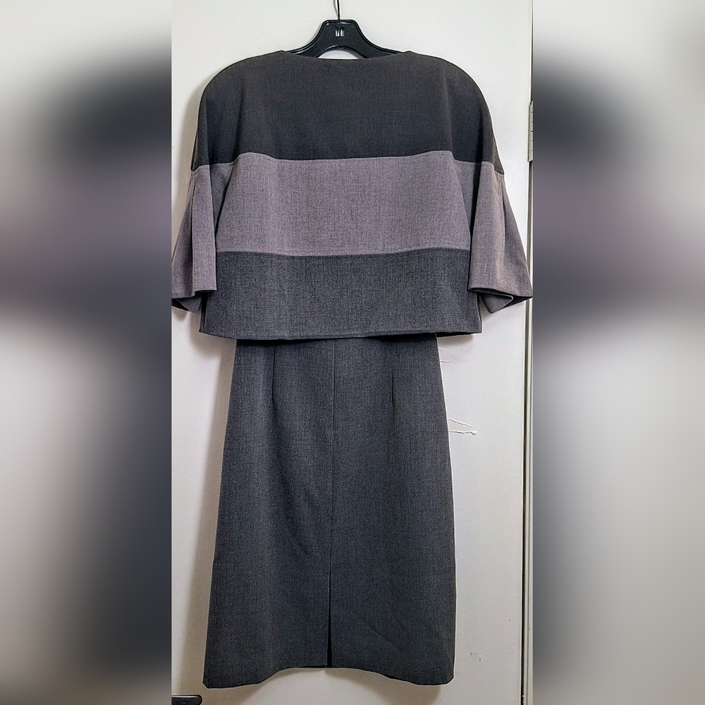 Jessica Howard's Vintage Classic Colorblock Jacket and Sheath Dress - Picture 2 of 6